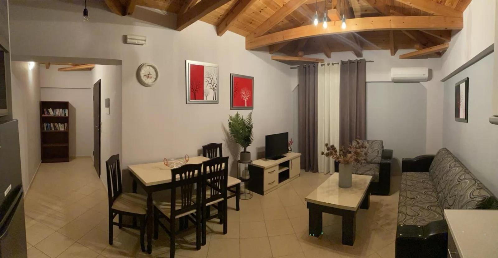 Villa Orestis - Stoupa Seaside Retreats מראה חיצוני תמונה