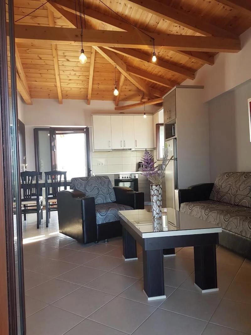 Villa Orestis - Stoupa Seaside Retreats חדר תמונה